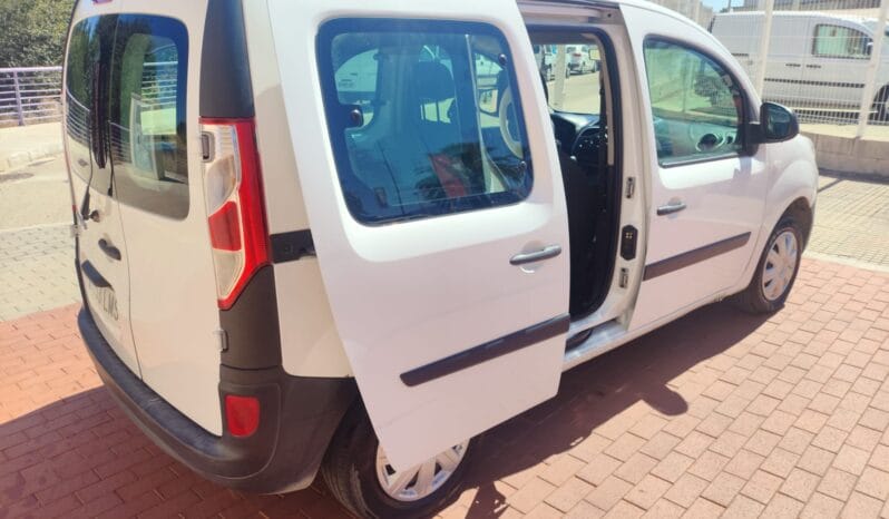 
Renault Kangoo 1.5 dCi Combi Profesional M1 Blue 95CV · 4 puertas · 5 asientos · 9253-LMS · 23/02/2021 · 145.729 km: full									