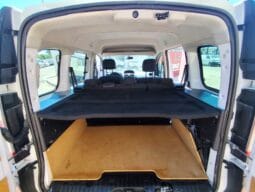 
Renault Kangoo 1.5 dCi Combi Profesional M1 Blue 95CV · 4 puertas · 5 asientos · 9253-LMS · 23/02/2021 · 145.729 km: full									