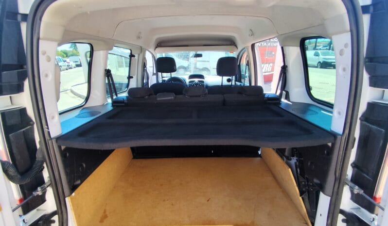 
Renault Kangoo 1.5 dCi Combi Profesional M1 Blue 95CV · 4 puertas · 5 asientos · 9253-LMS · 23/02/2021 · 145.729 km: full									