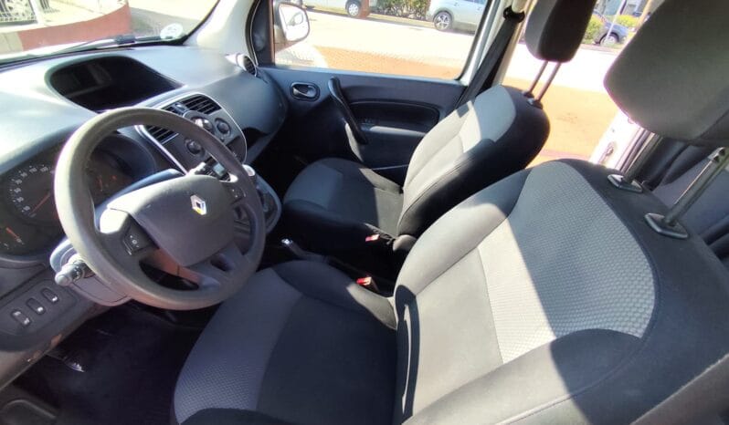 
Renault Kangoo 1.5 dCi Combi Profesional M1 Blue 95CV · 4 puertas · 5 asientos · 0072-LMS · 19/02/2021 · 131.917 km: full									