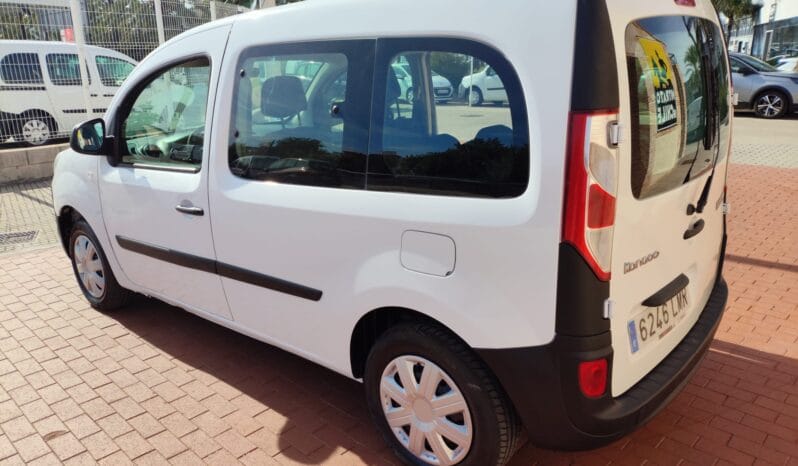 
Renault Kangoo 1.5 dCi Combi Profesional M1 Blue 95CV · 4 puertas · 5 asientos · 6246-LMR · 18/02/2021 · 143.427 km: full									
