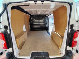 Citroën Jumpy 1.5 HDi 100 (100 cv) L2H1 · 2022 · 115.463 km full