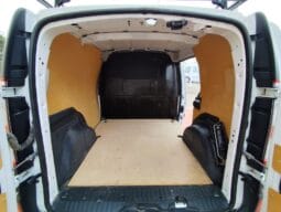 
										Nissan Nv250 FURGON 1.5DCI 1377-LJX 111.852 kms blanca full									