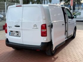 Citroën Jumpy L2H1 120CV 2021 · Furgón ocasión