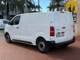 Citroën Jumpy L2H1 120CV 2021 · Furgón ocasión