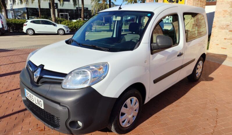 kangoo blanca 5 puertas acristalada combi de ocasion en valencia. furgoneta fiable diesel en comunidad valenciana